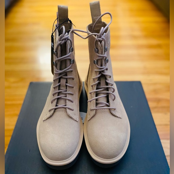 New Sorel Women's Hi-Line Lace Boots - Picture 1 of 5